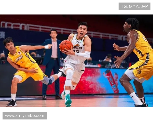 奥卡福造点助球队扳平，年轻球员关键时刻表现稳