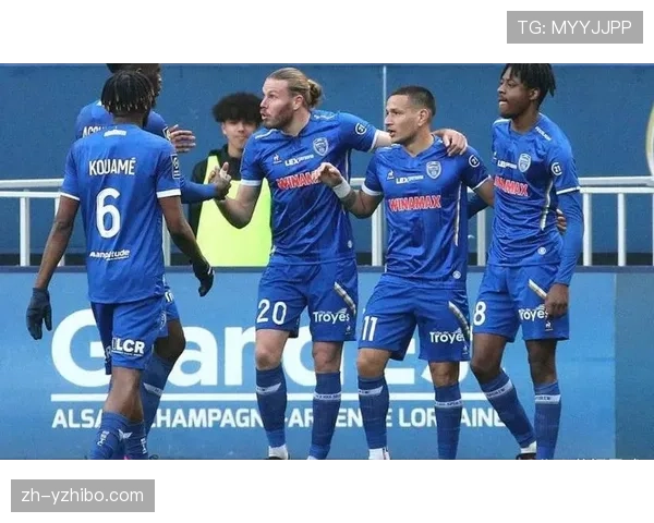 特鲁瓦1-3不敌马赛,战术板解析主队三中卫体系如何被快速边路冲击瓦解 特鲁瓦1-3不敌马赛,战术板解析主队三中卫体系如何被快速边路冲击瓦解