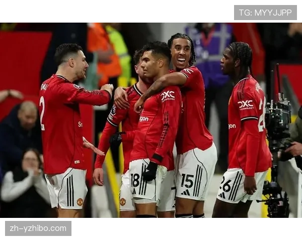 曼联积极推进免签伯恩茅斯中卫塞内西，与切尔西热刺竞争